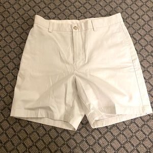 L.L Bean 6in Khaki Short